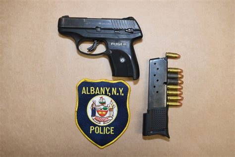 Albany man arrested on weapon possession charges